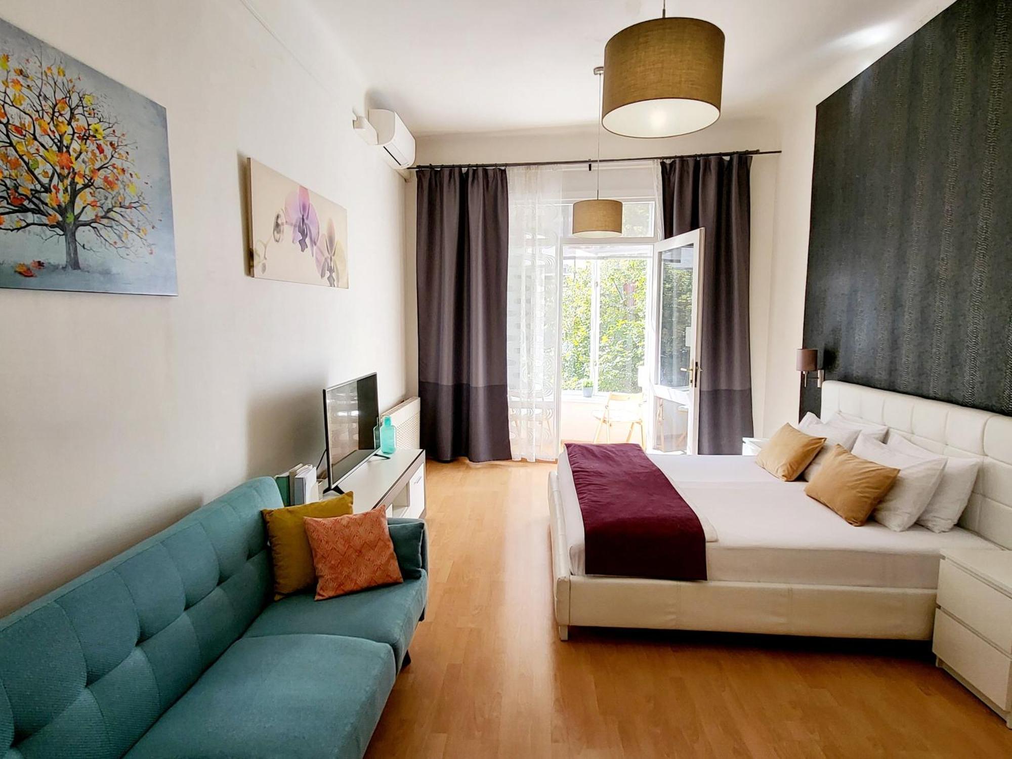 Ge Apartments Прага Екстериор снимка