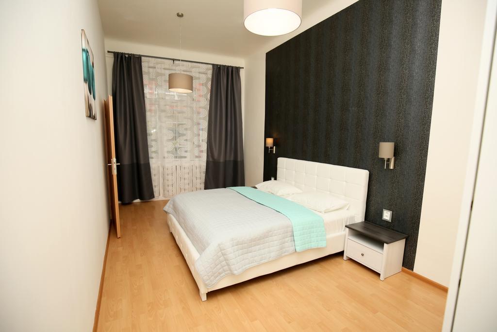 Ge Apartments Прага Екстериор снимка