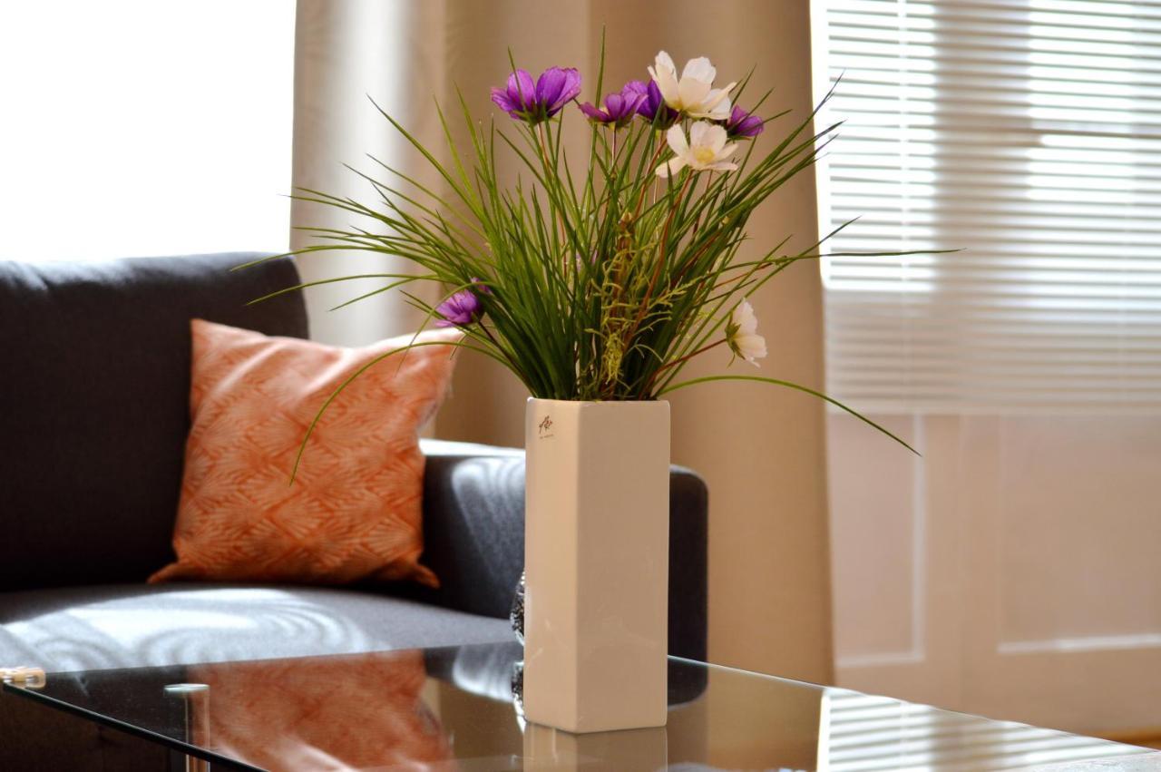 Ge Apartments Прага Екстериор снимка